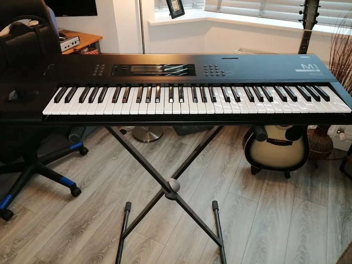 Korg M1 (extremely clean) - Image 1