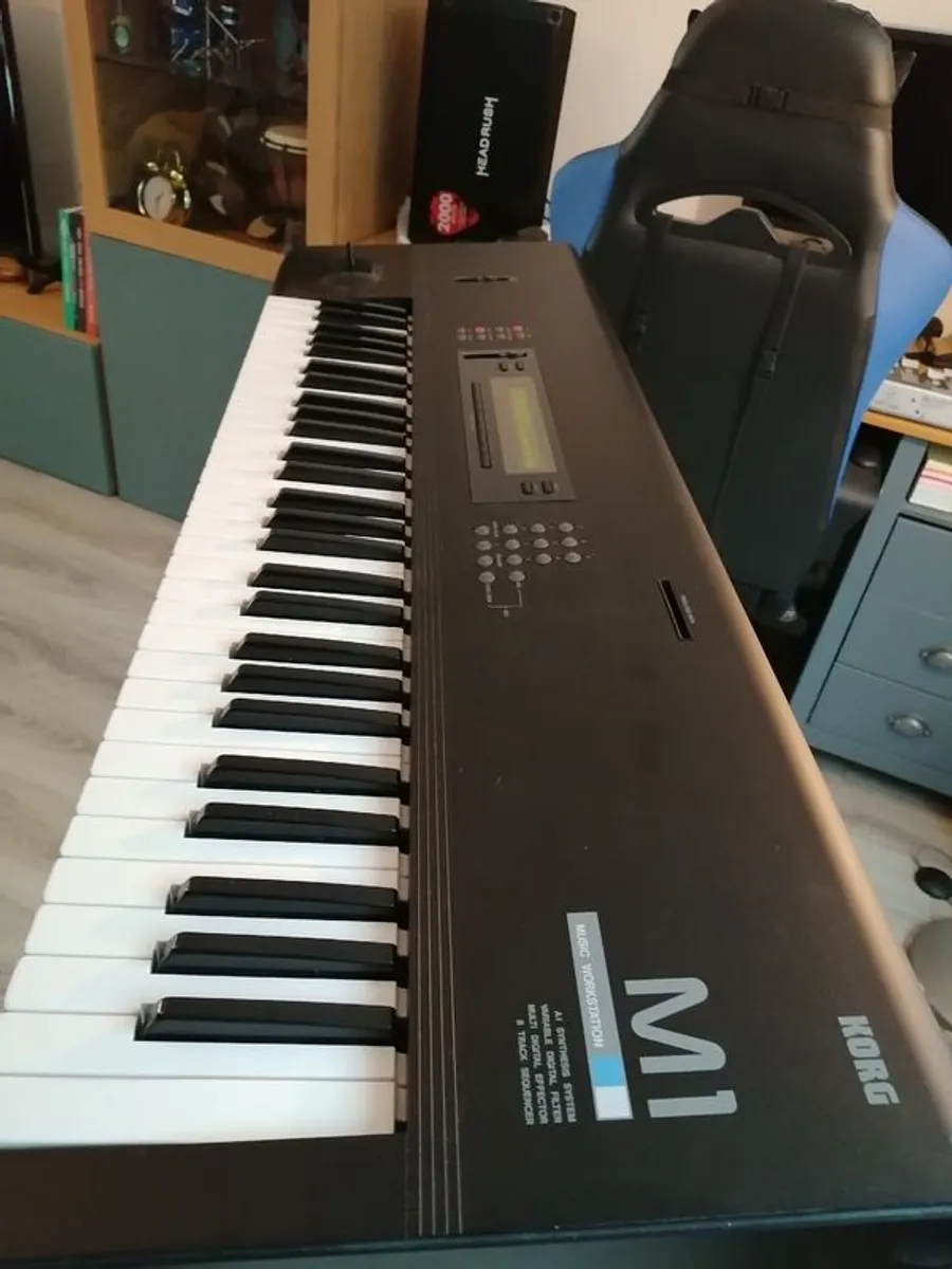 Korg M1 (extremely clean) - Image 4