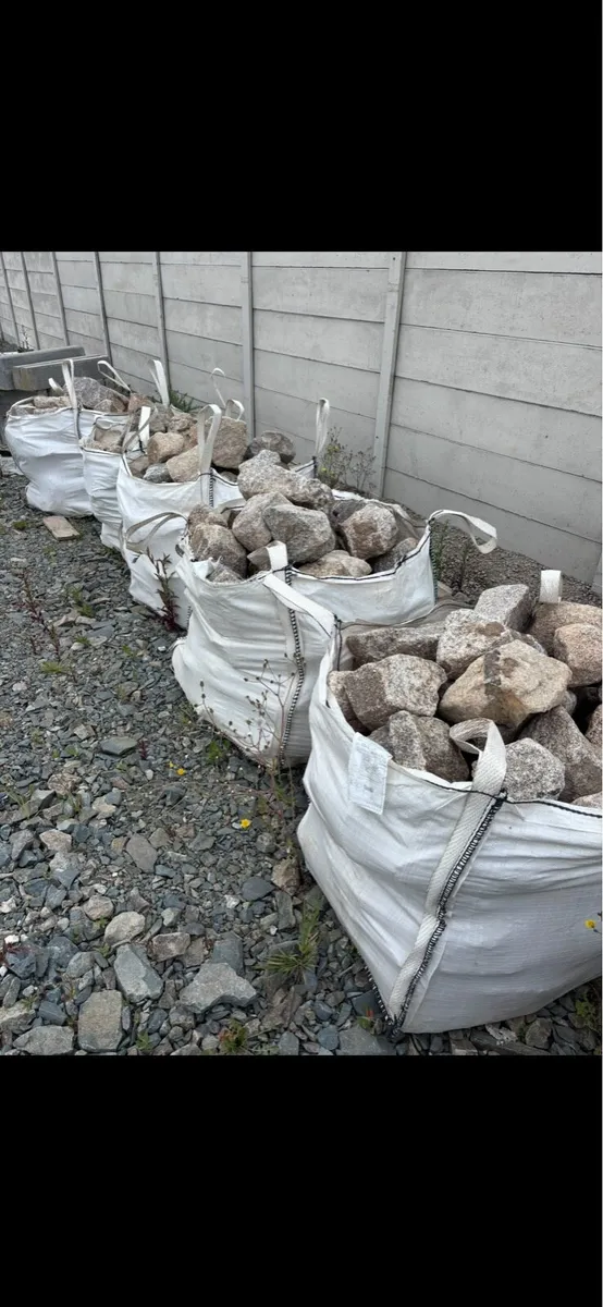 Granite building stone