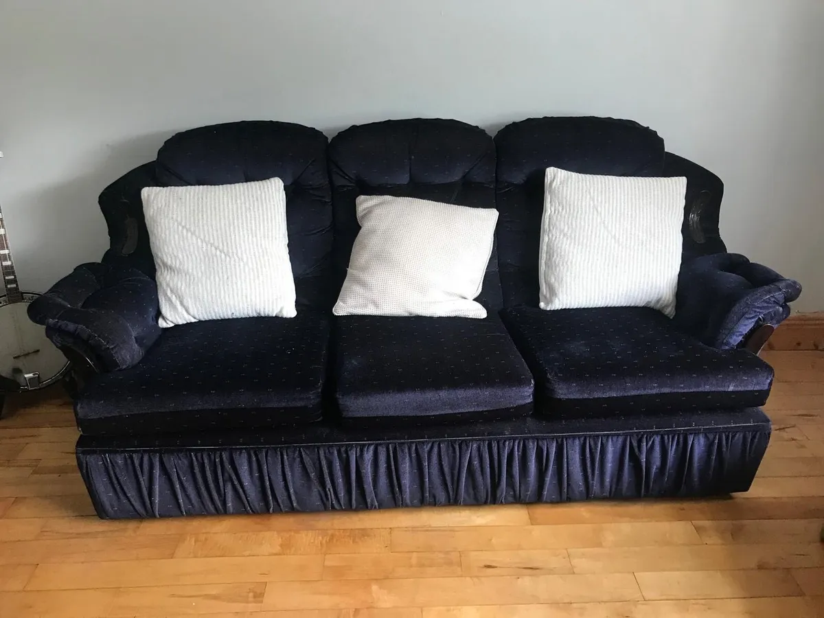 Navy three piece suite - Image 3