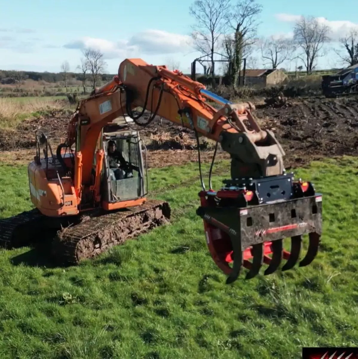 Wolverine HD Land Clearance Grab - Image 3