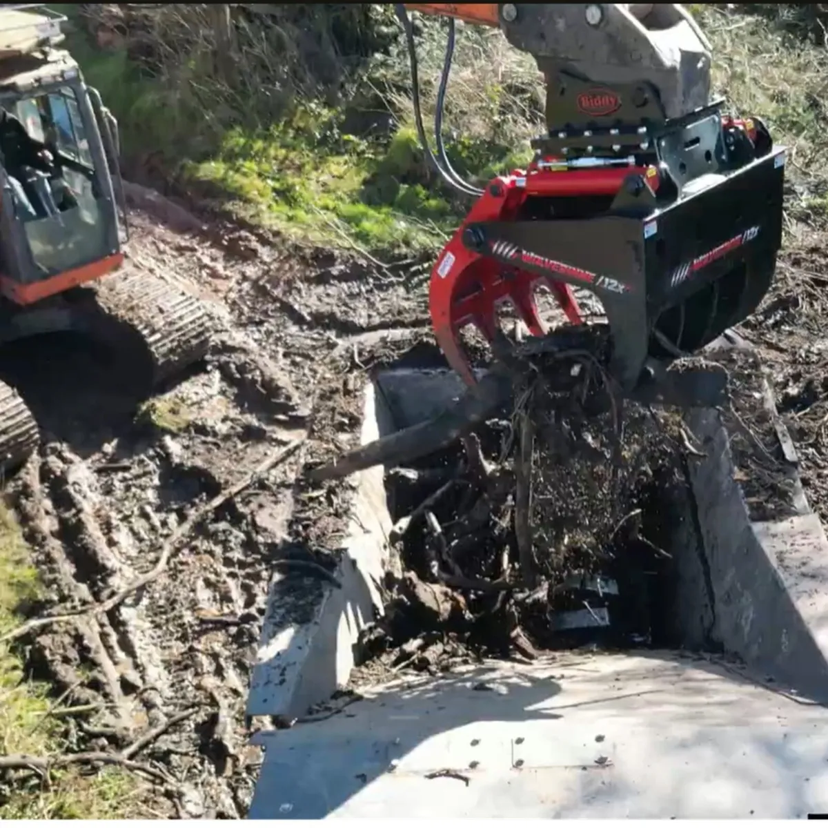 Wolverine HD Land Clearance Grab - Image 4