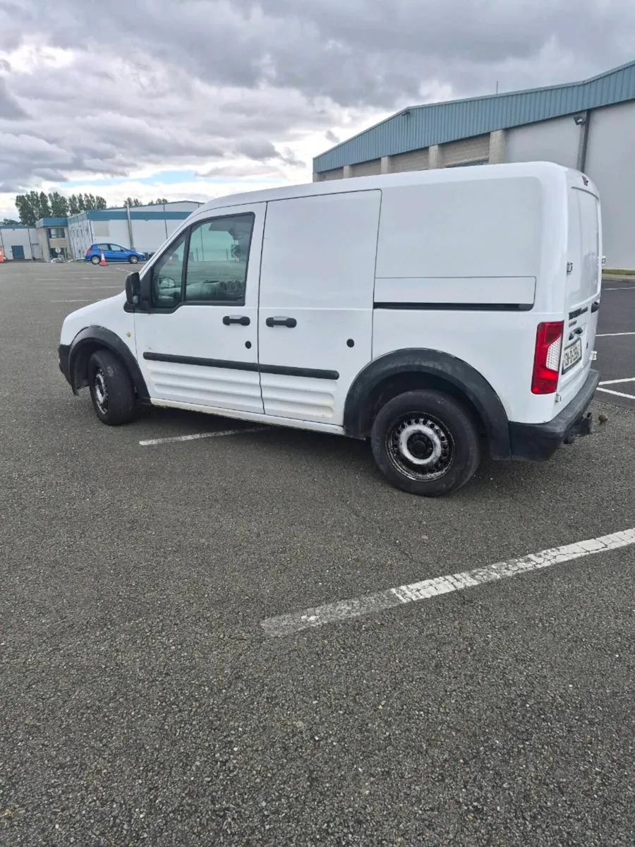 Ford Transit connect - Image 4