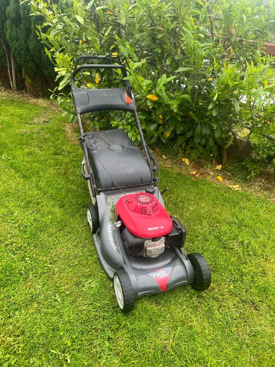 Honda 476 lawnmower - Image 1
