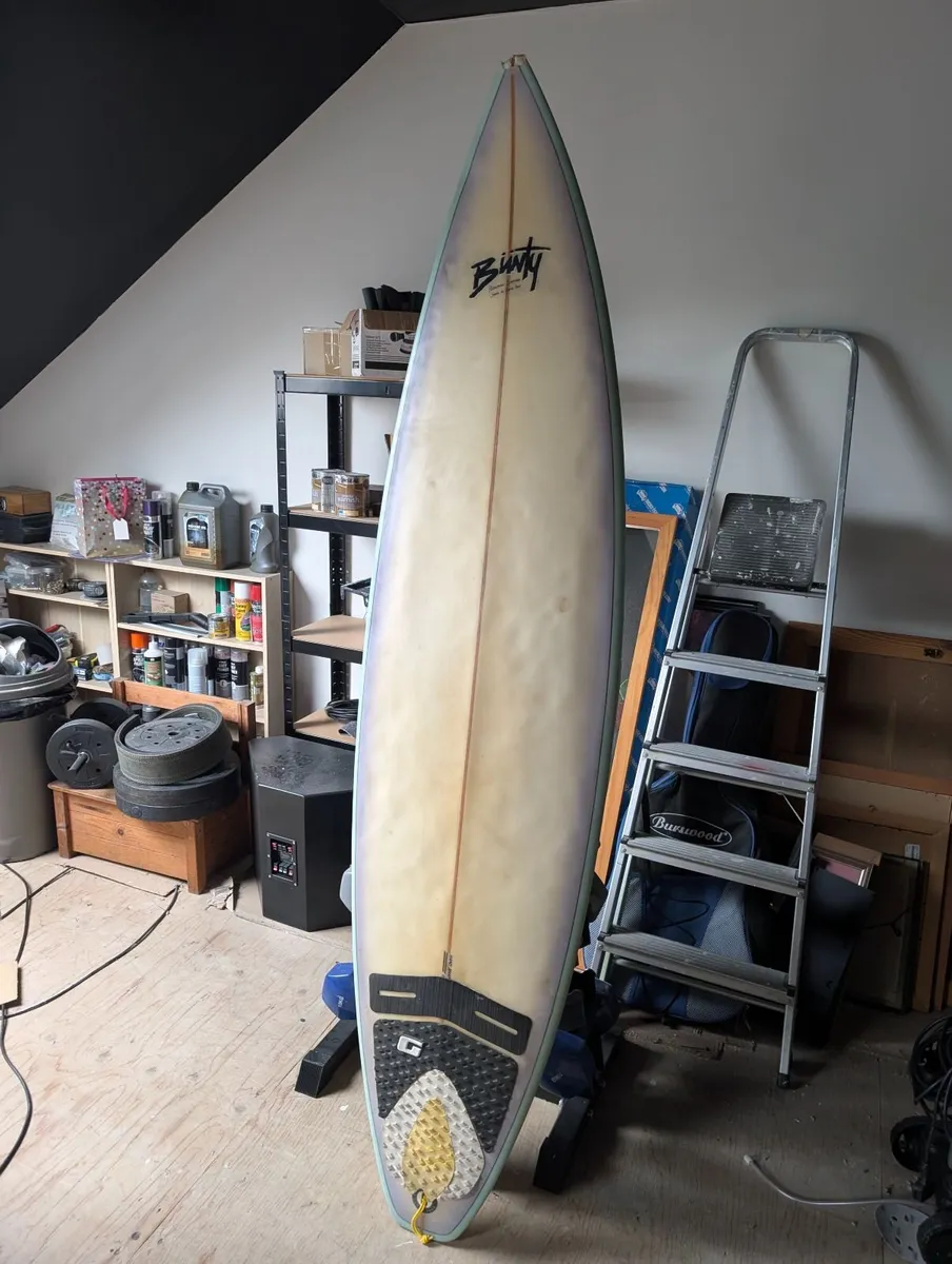Surfboard - Image 2