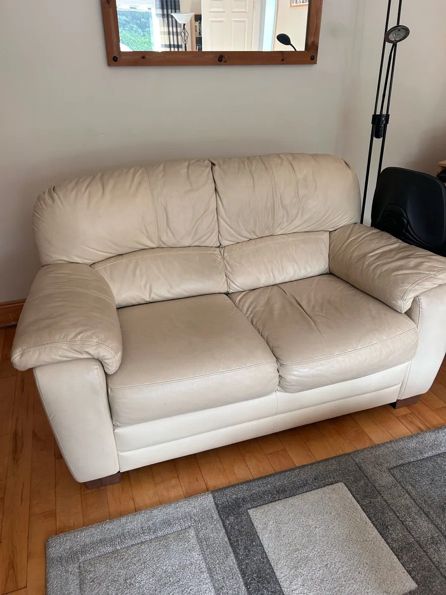 3 piece cream leather suite - Image 4