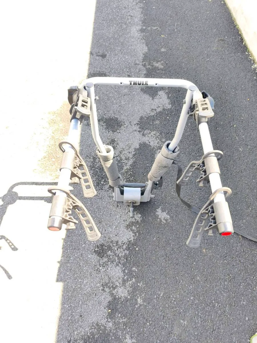 Thule three bike rack - Image 2