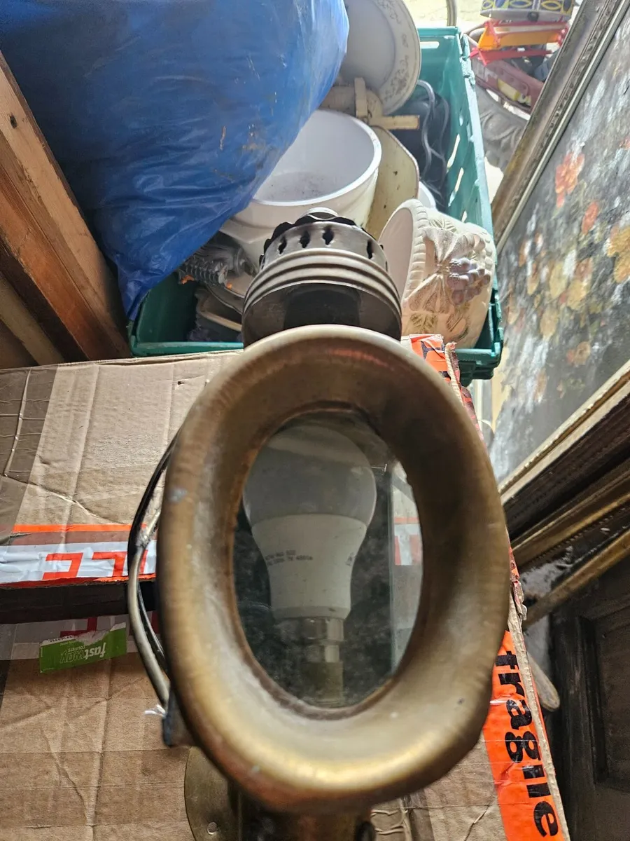 Vintage Brass Lamp - Image 4