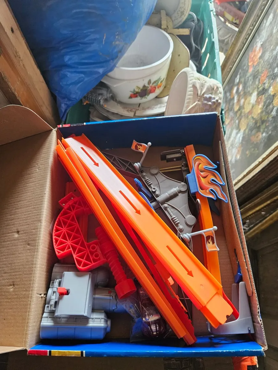 Corgi Hotwheels Race Track - Image 4