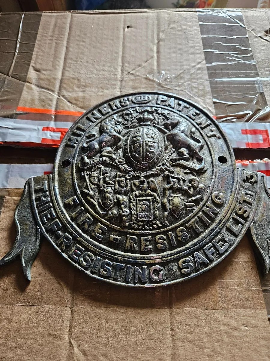 Vintage Milners Safe Plaque - Image 4