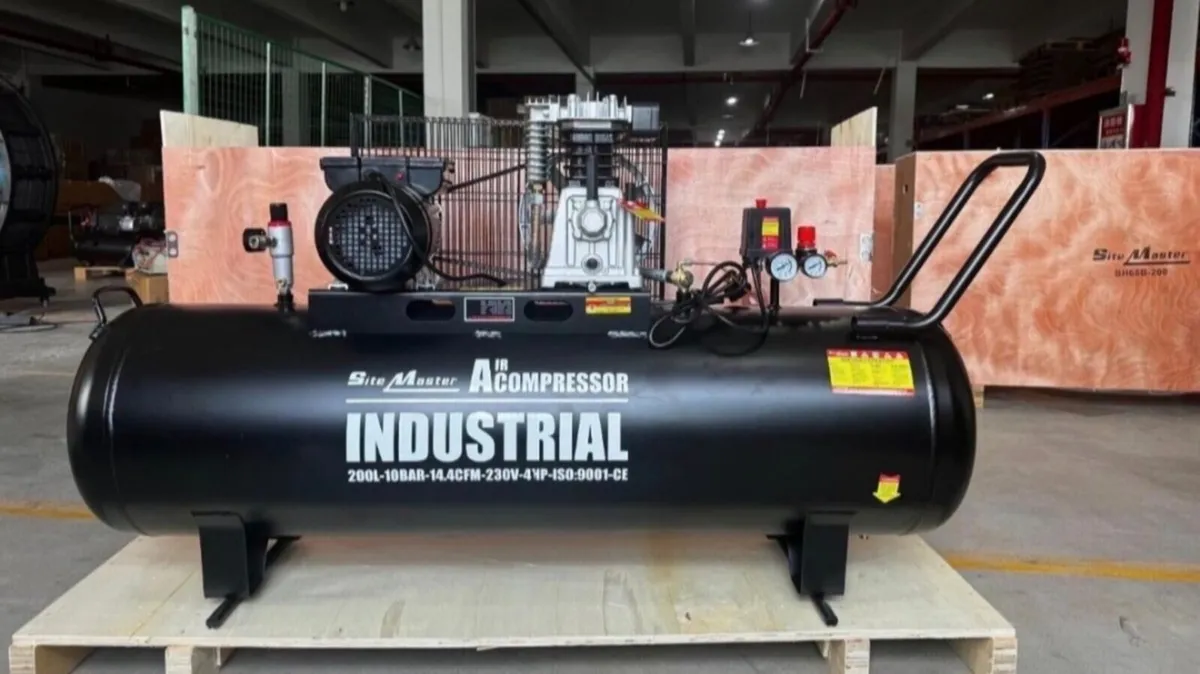 100 liter air compressor 230v