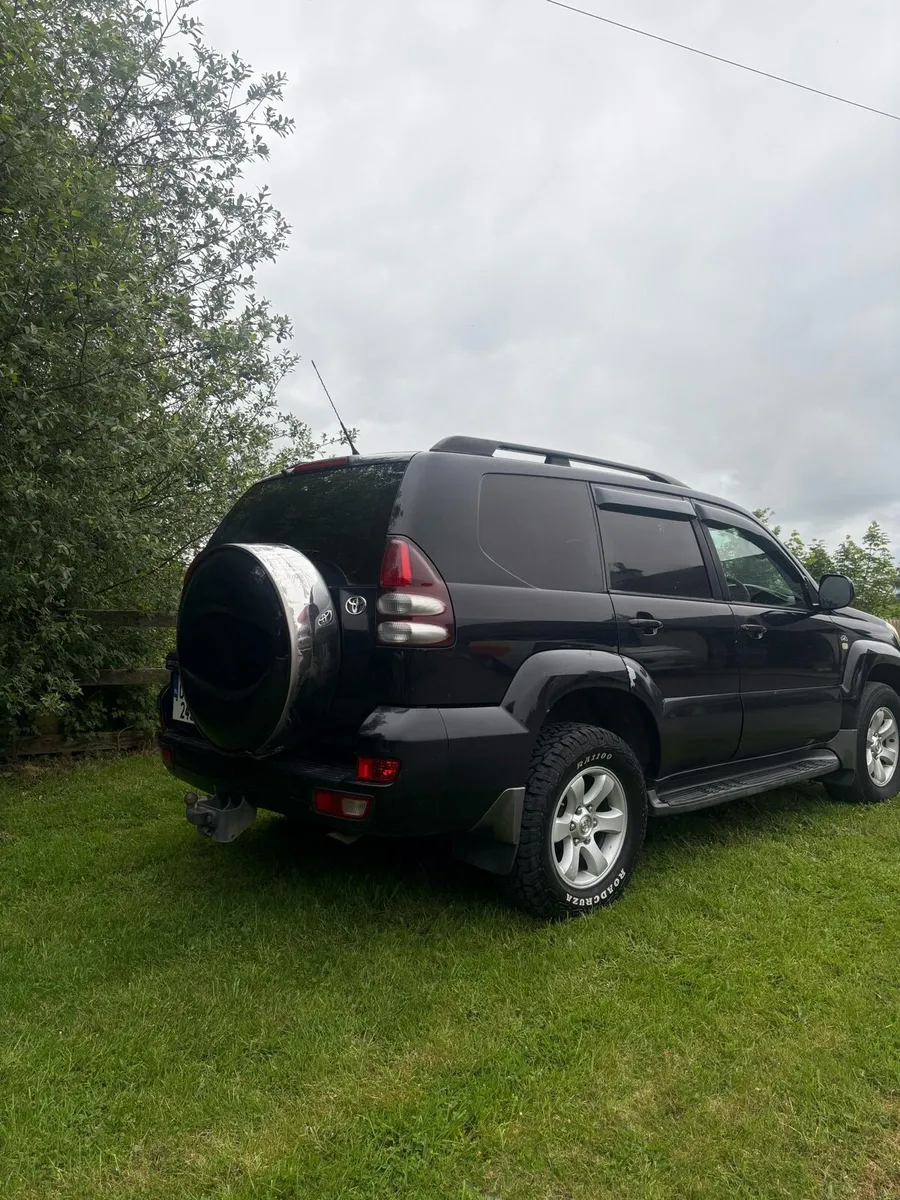 Toyota Land Cruiser - Image 4