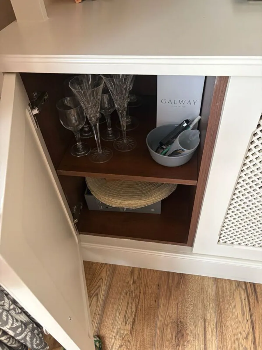 Bookshelves - Image 2