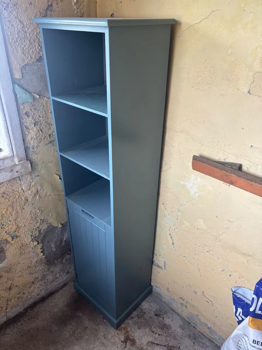Bathroom cabinet - Image 1
