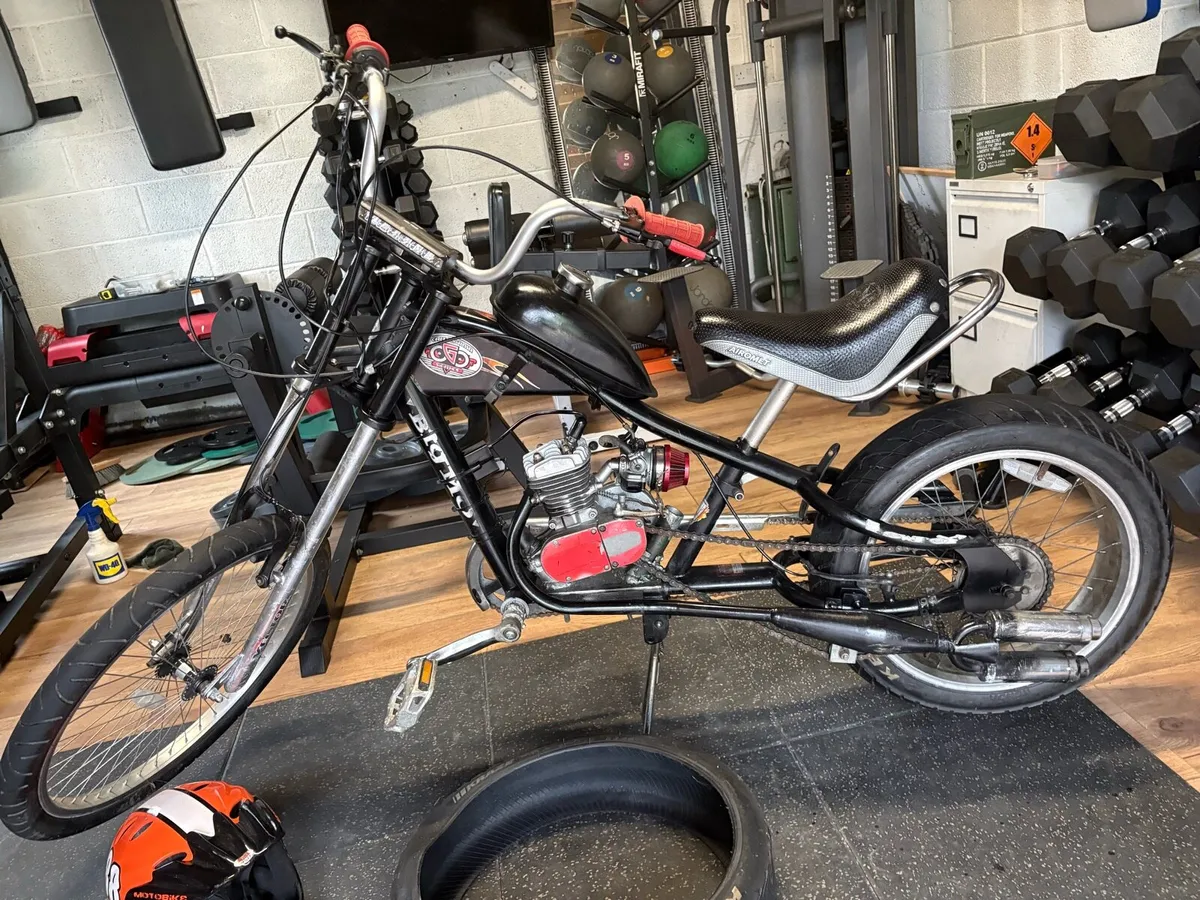 ENGINE BIKE, GOOD COND. , RUNS SMOOTHLY! NEW TYRE! - Image 2