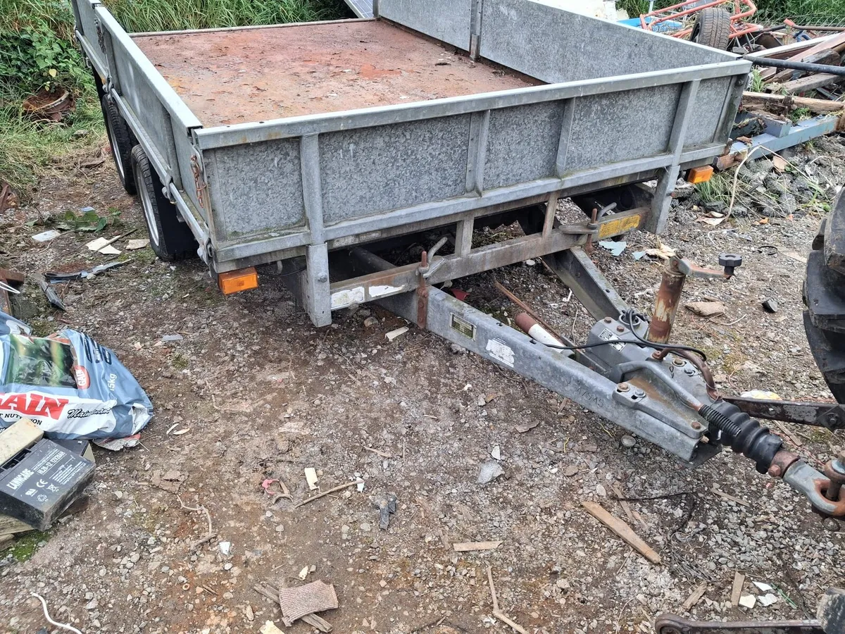 Trailer - Image 2