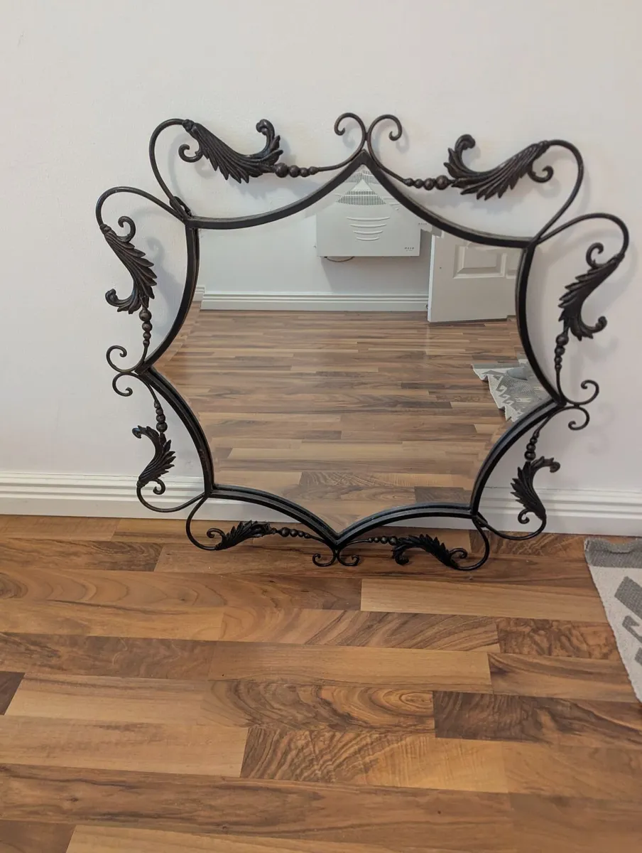 Mirror - Image 2