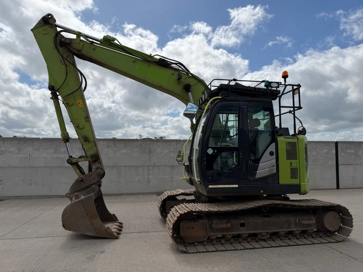 HITACHI ZX135US-6 13 TON ZERO TAIL SWING EXCAVATOR - Image 3