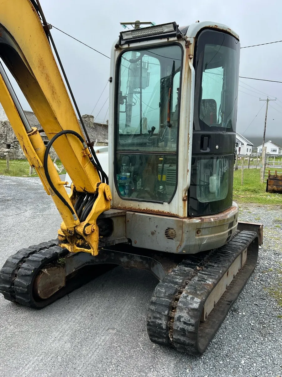 5 ton digger - Image 2