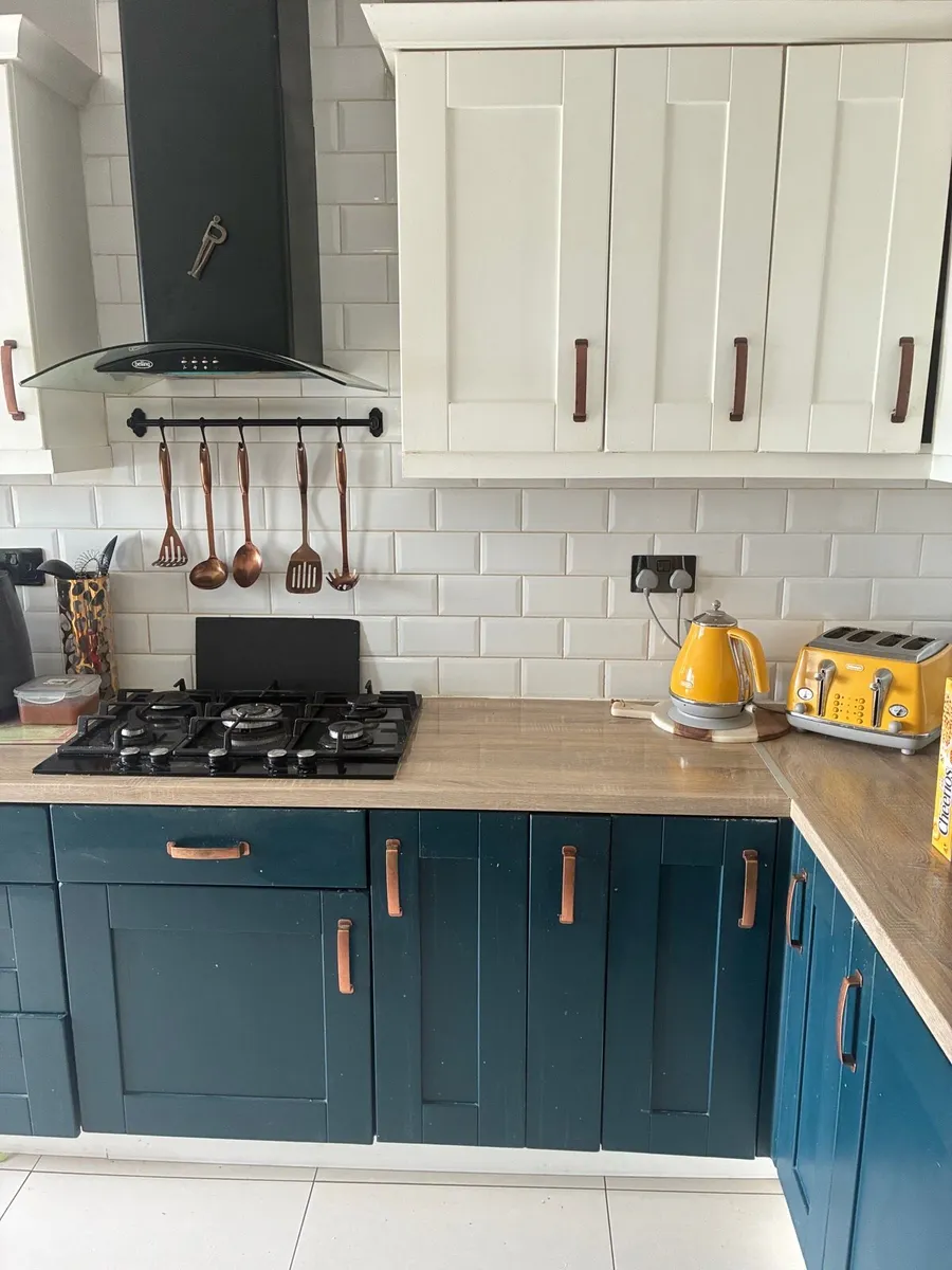 Kitchen Cabinets - Image 3