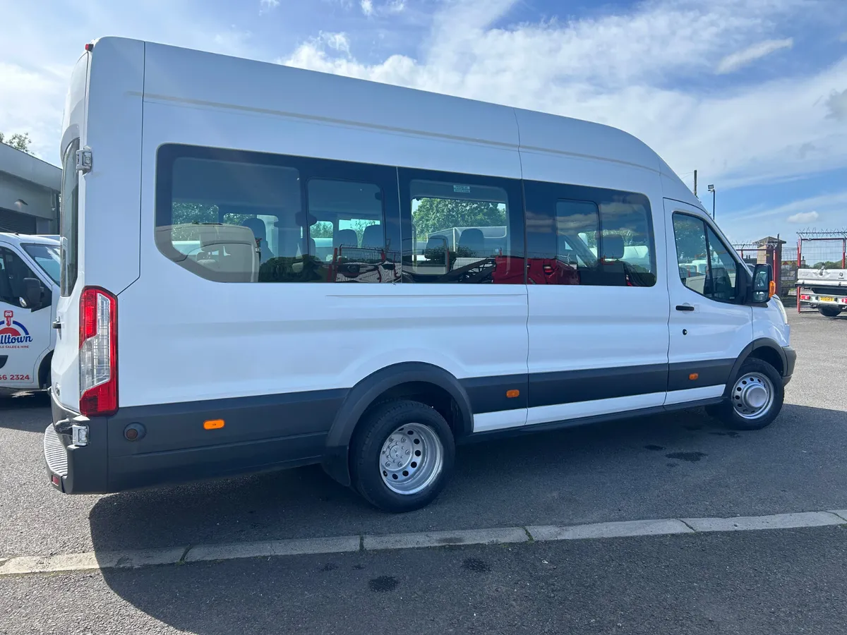 2015 Ford Transit TDCi 17 seat mini bus - Image 3