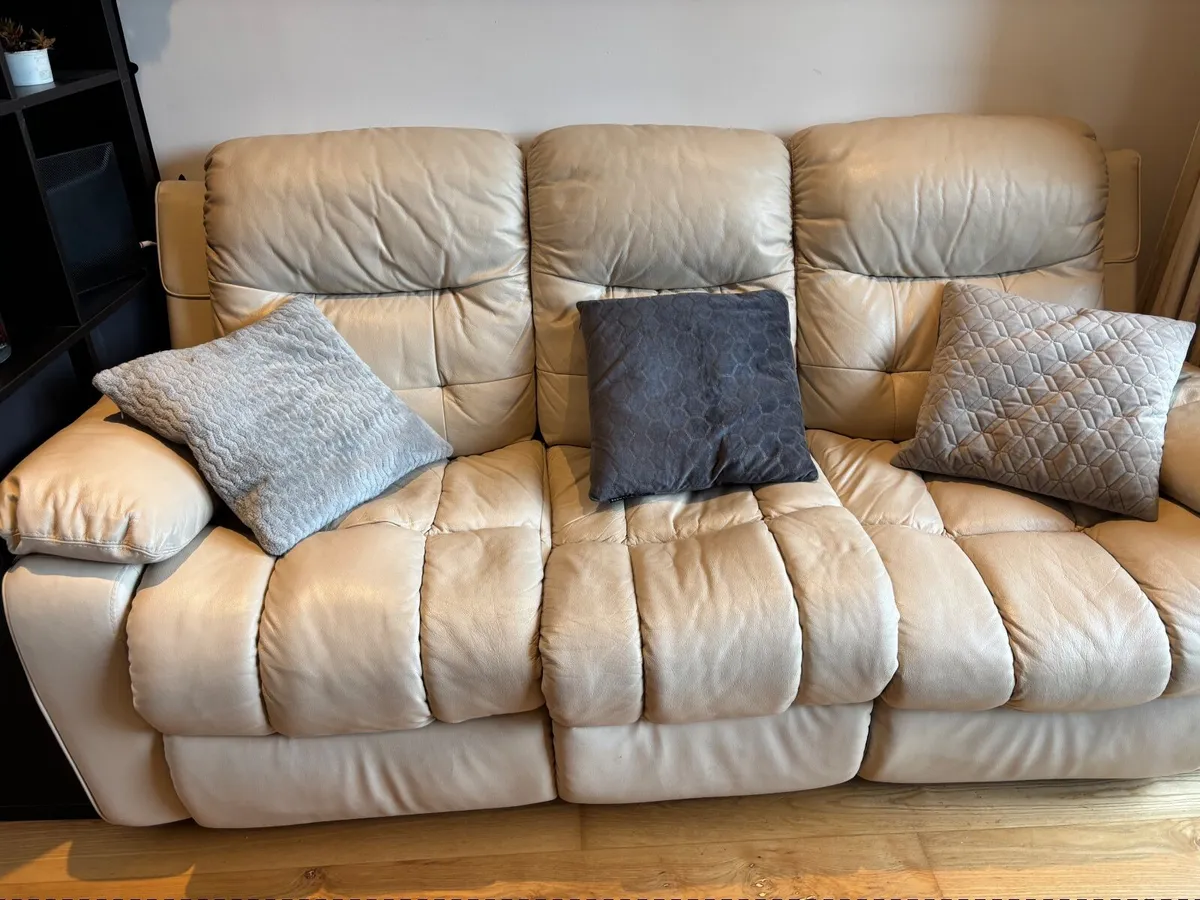 Sofa - Image 2