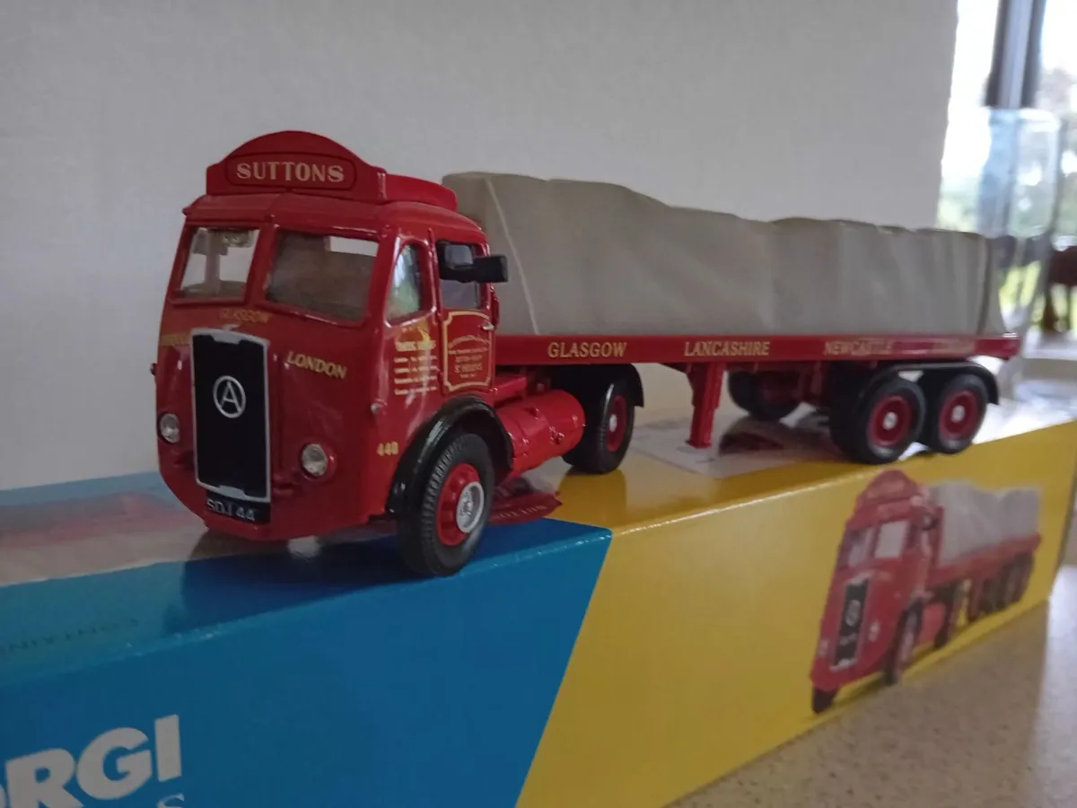 Corgi Atkinson tracter & trailer & 6 other lorries - Image 1
