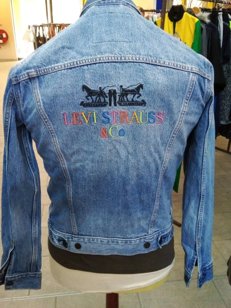 Embroidered Levis jacket - Image 1
