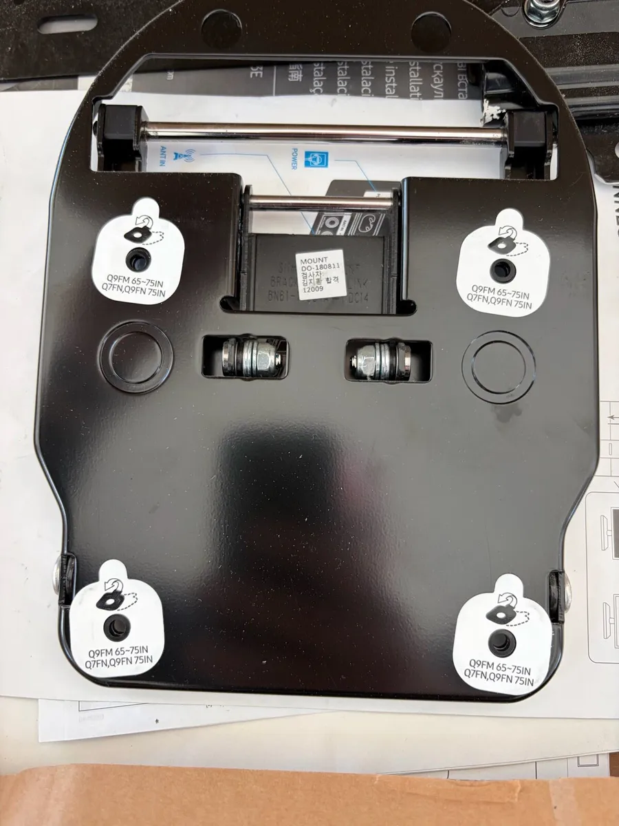 Samsung no gap wall mount - Image 3