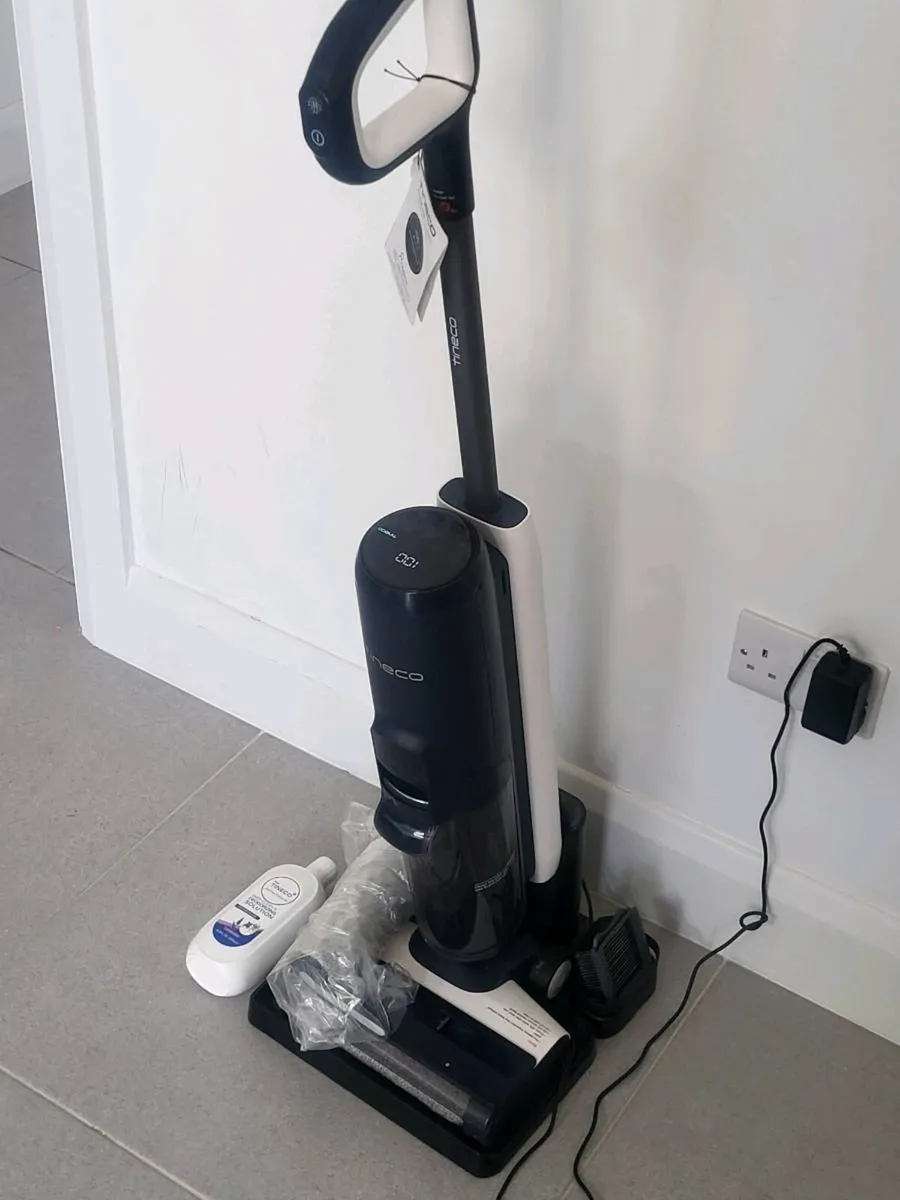 Tineco Floor One S5 - Wet Vacuum - Image 1
