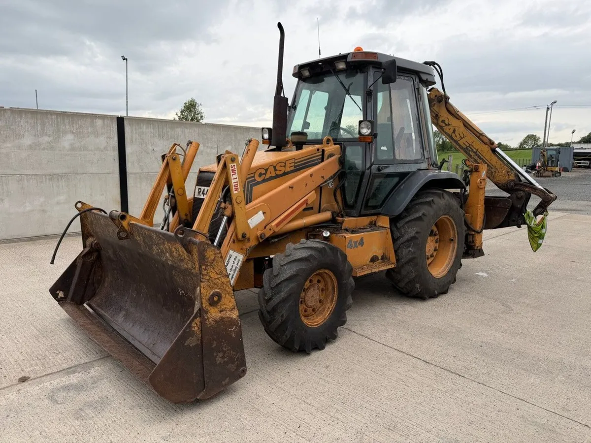 CASE 580SLE 4x4 BACKHOE LOADER - Image 1