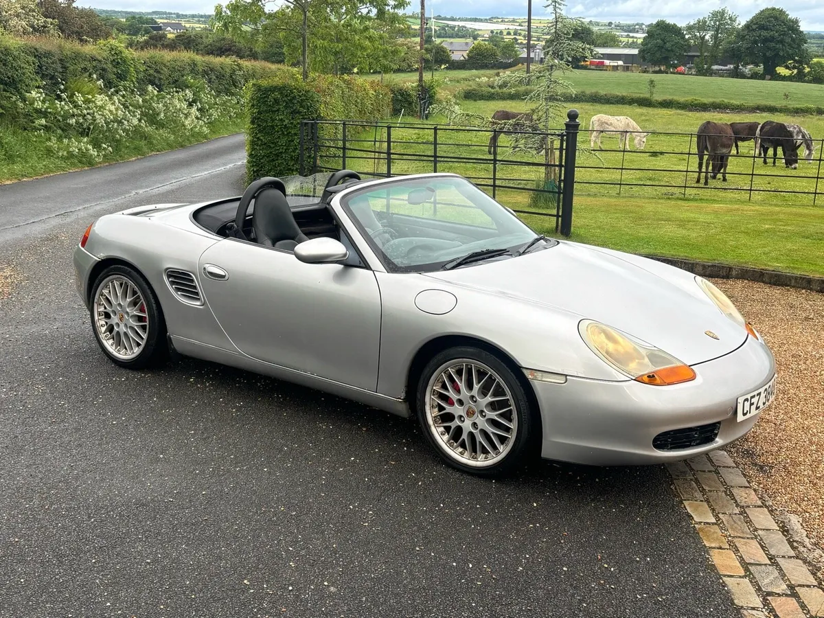 2001 Porsche Boxster 2.7 Manual - Image 3