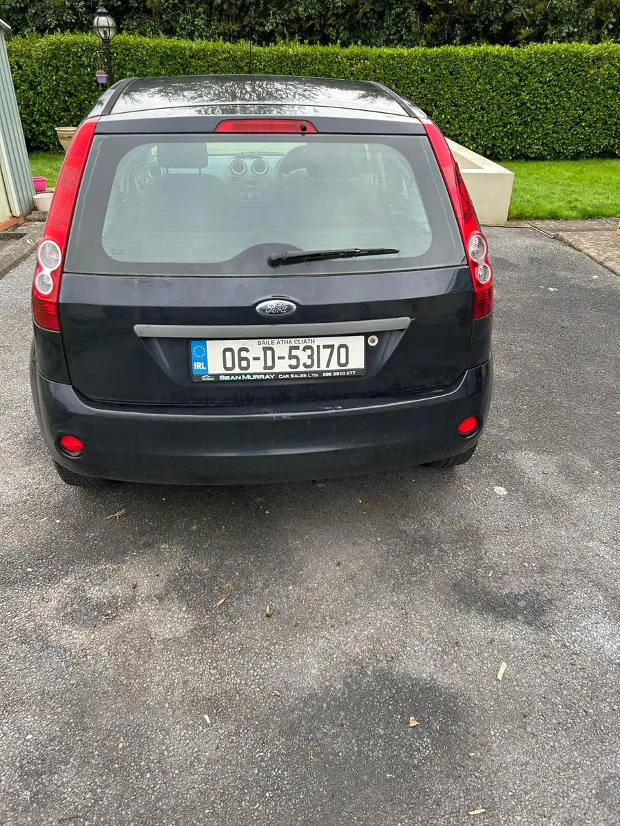 Ford fiesta - Image 4