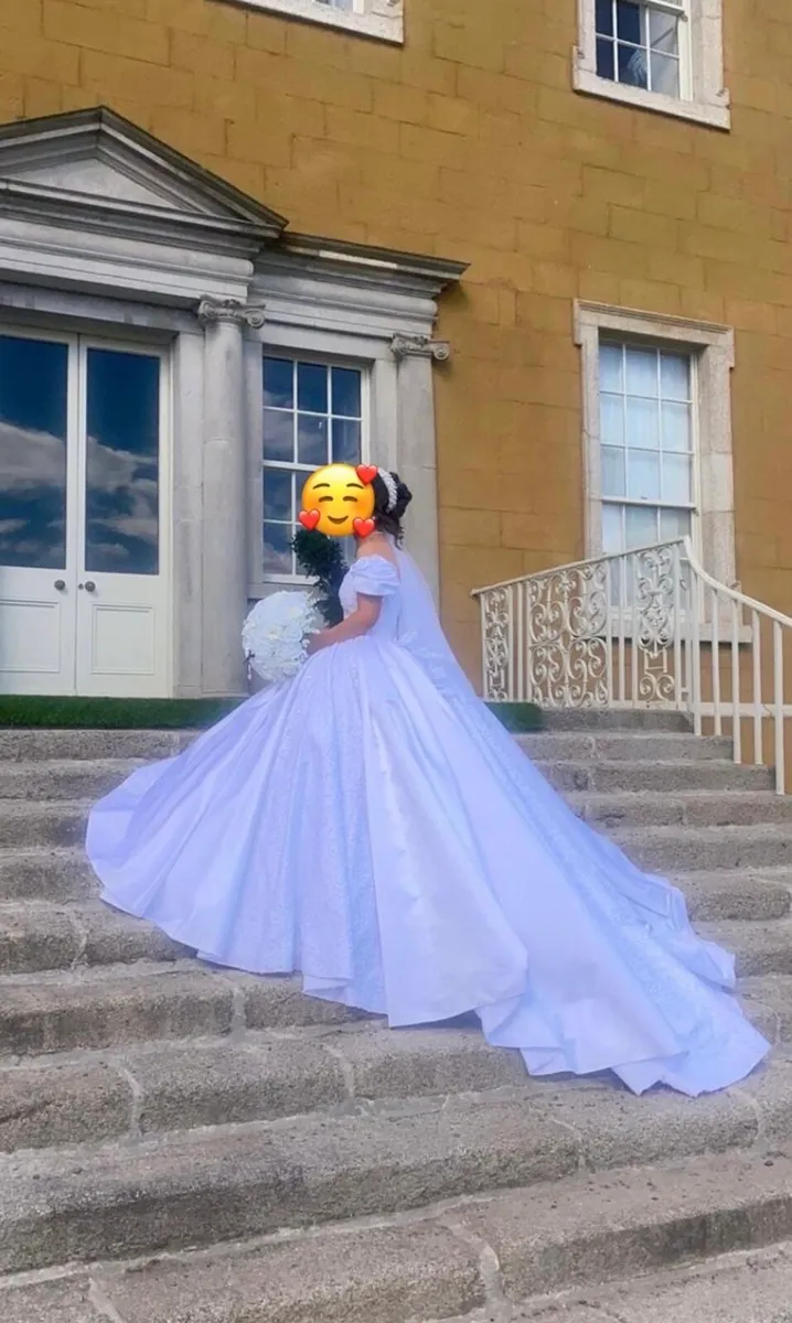 Wedding dress - Image 1