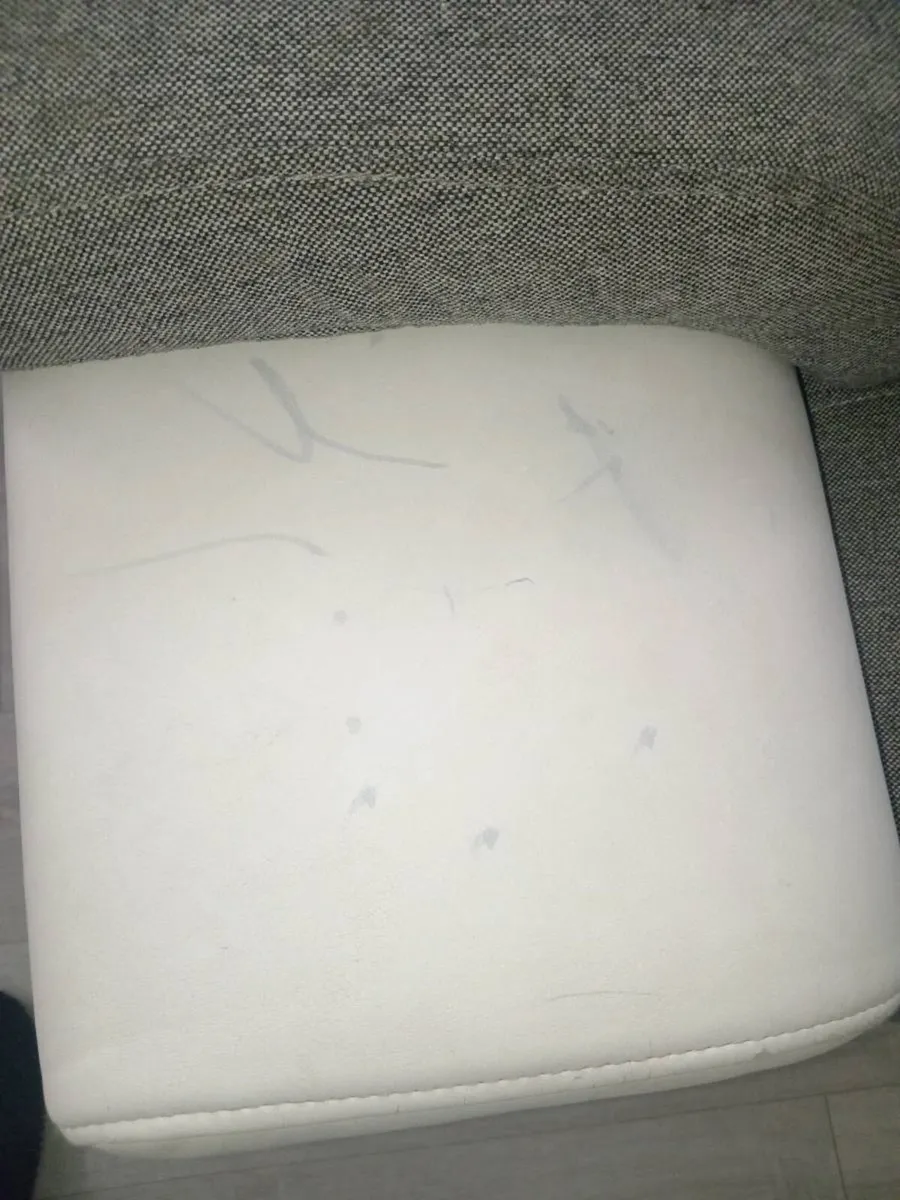 Sofa - Image 4