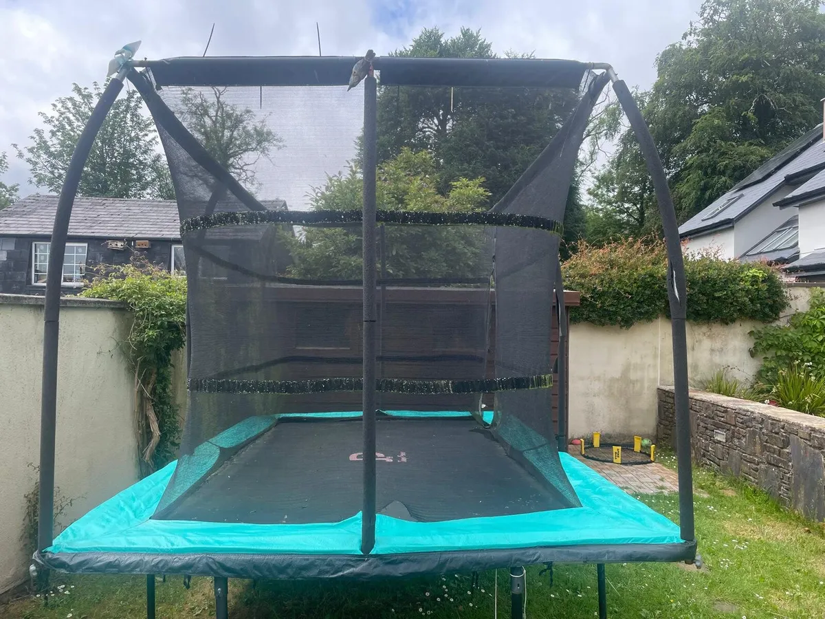 Trampoline - Image 2