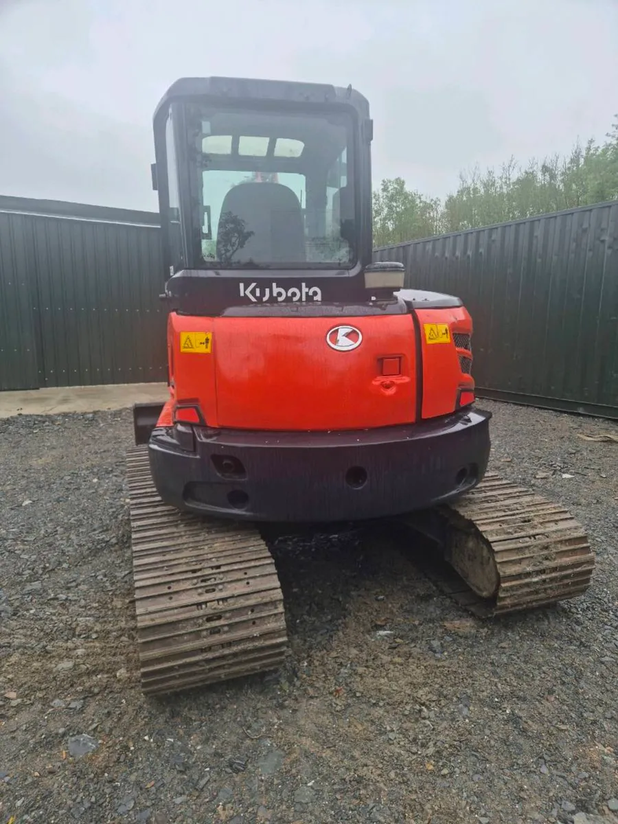 Kubota u55 digger - Image 2