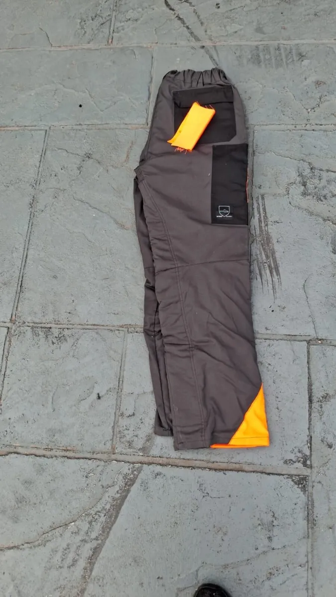 Still tree pants brand new - Image 4
