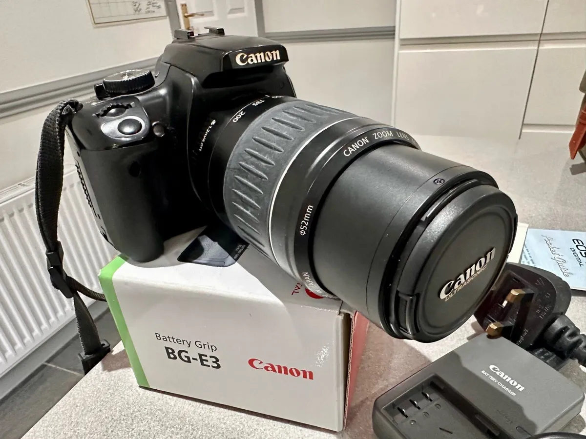 Canon EOS Digital camera - Image 4