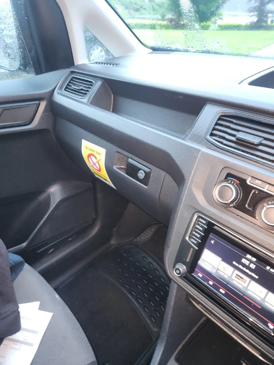 Volkswagen Caddy 2016 - Image 4