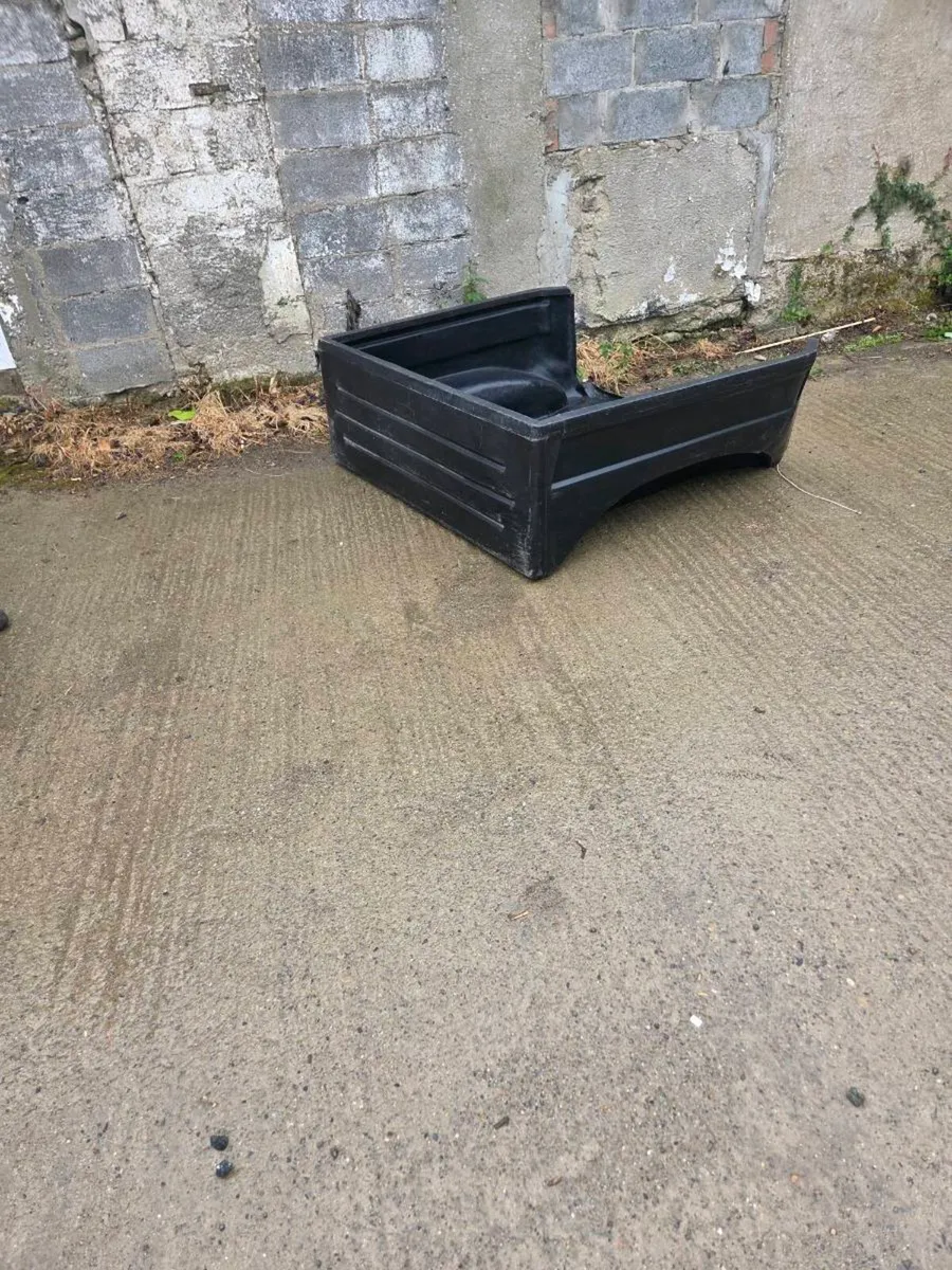 Plastic liner - Image 2