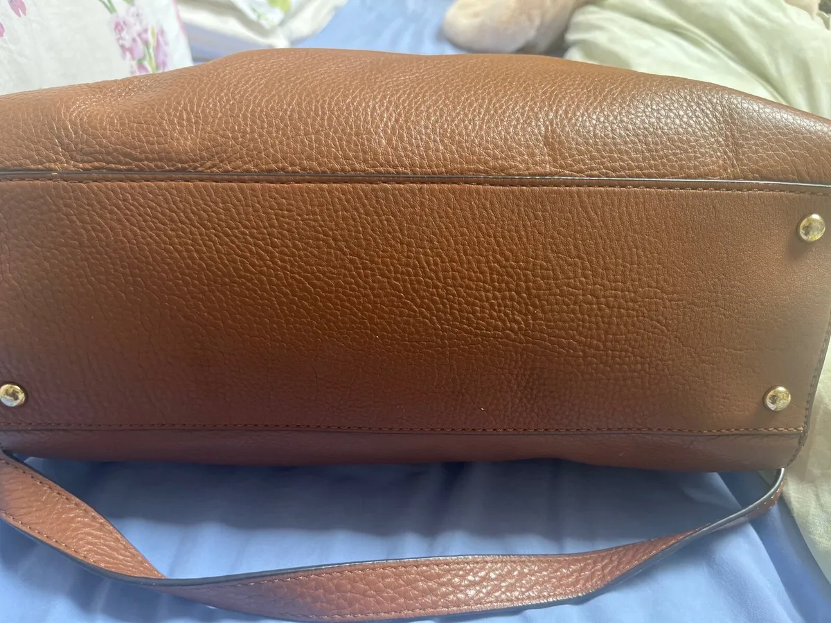Micheal kor Handbag - Image 2