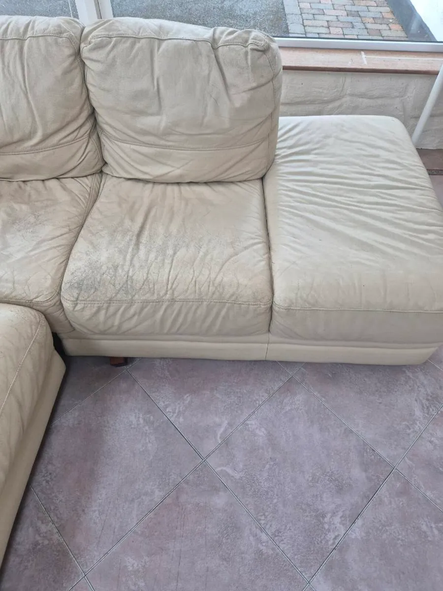 Corner Sofa & Threadmill - Image 4