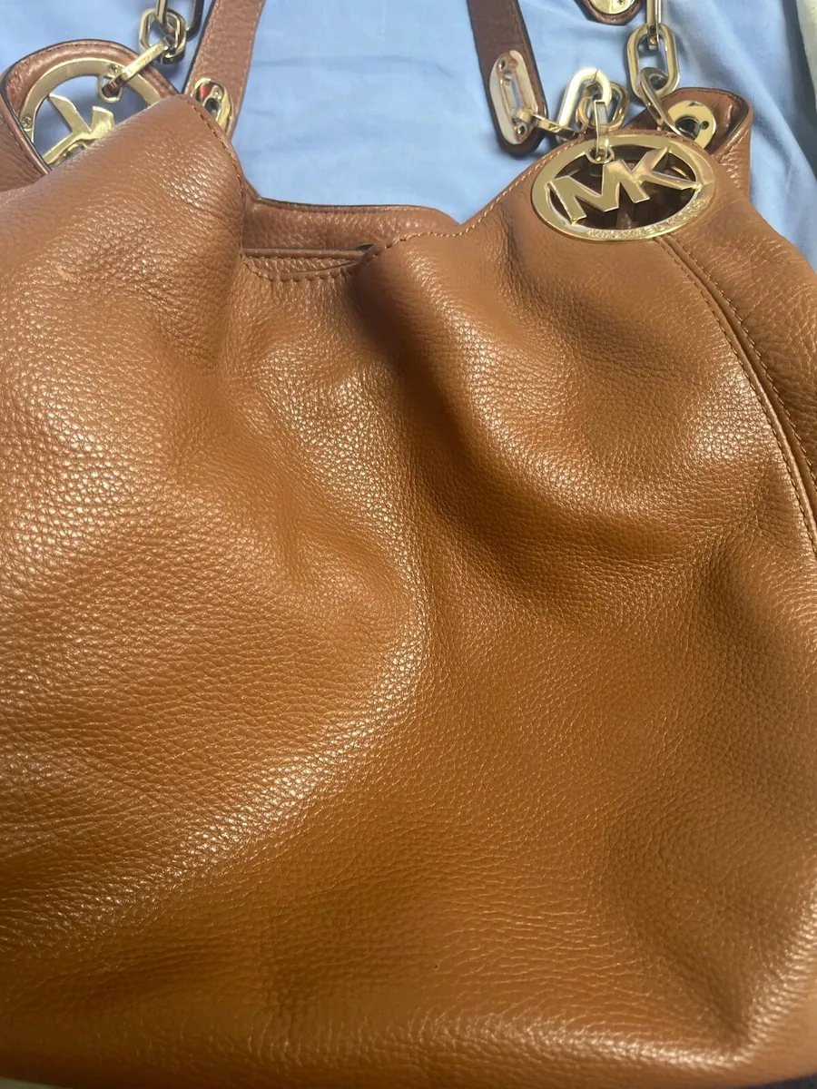 Micheal kor handbag - Image 4