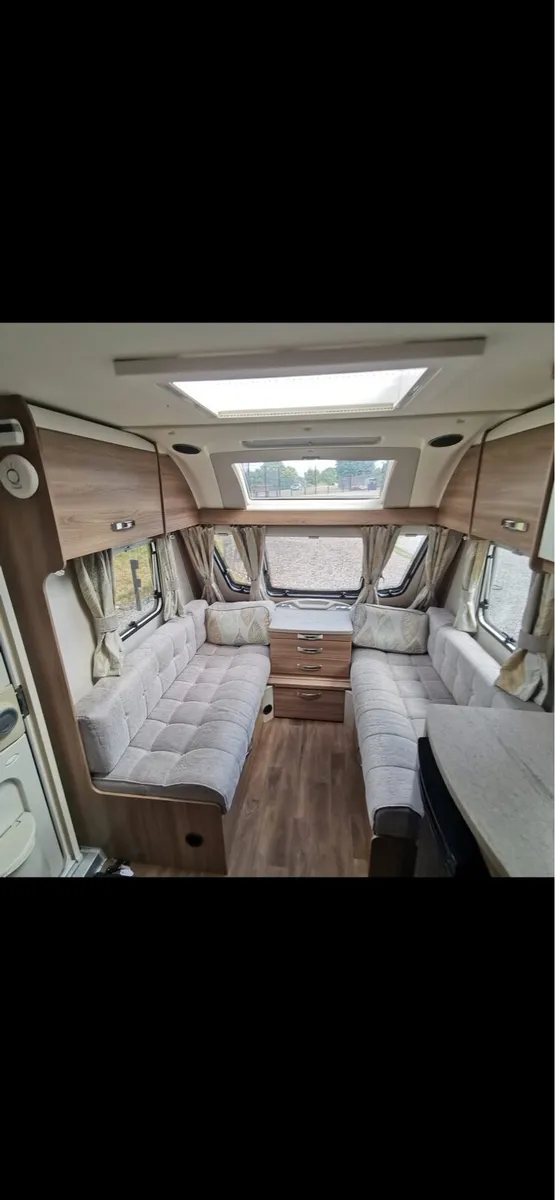 Caravan - Image 3
