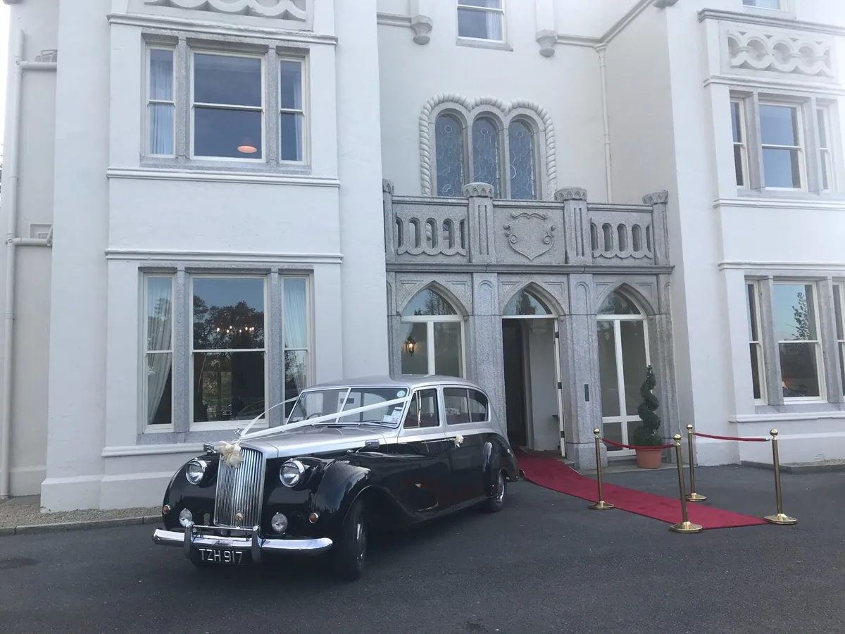 Classic car - Image 2
