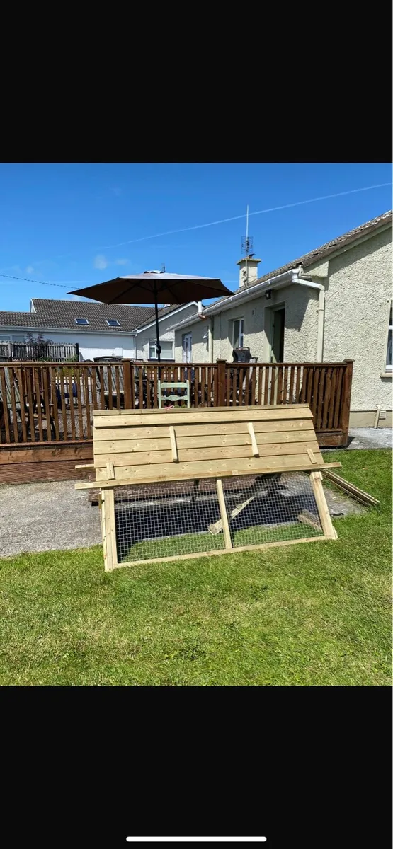 Chicken coop - Image 1