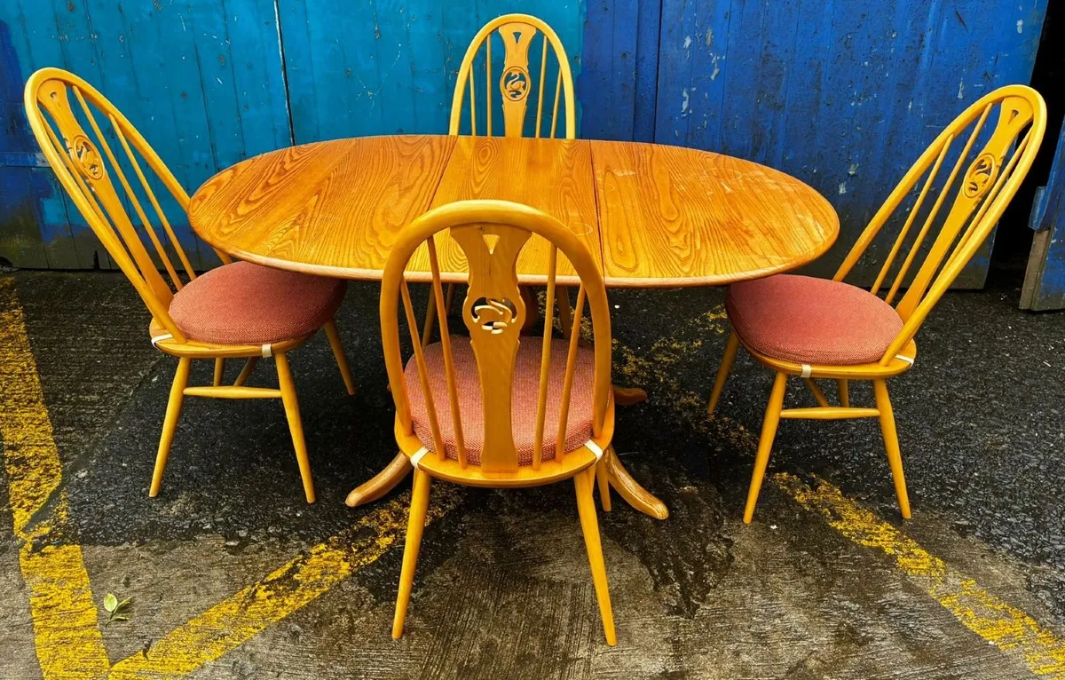 ERCOL BLONDE TABLE & CHAIRS - Image 1