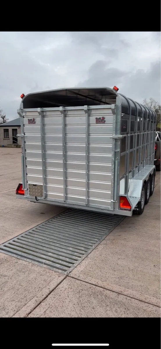 New TuffMac Livestock Trailer - Image 3
