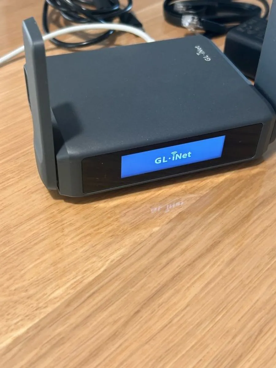 travel router - Image 1